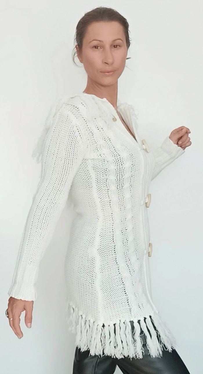 Gros gilet blanc frangé - photo numéro 3