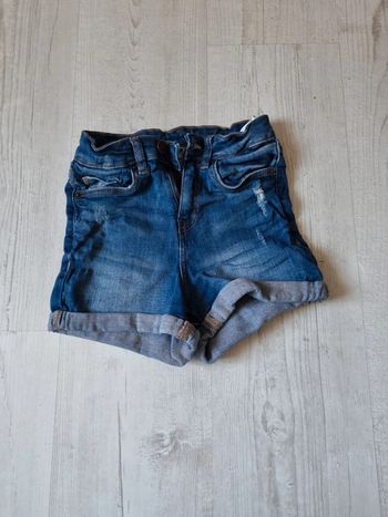 Short jeans