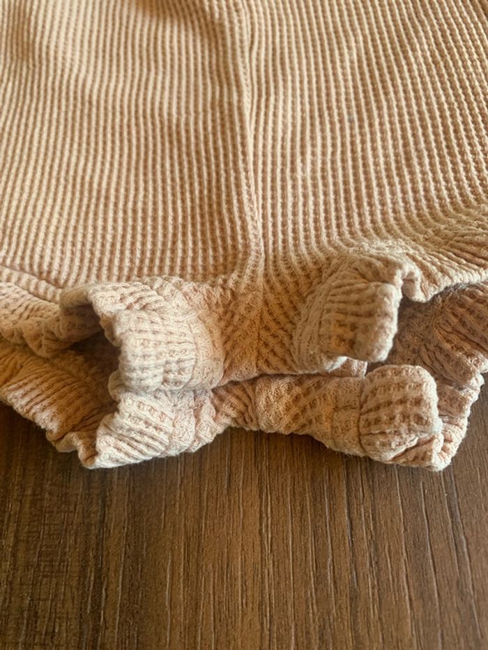 Ensemble combinaison short et bob fille Kiabi 3 mois - photo numéro 5