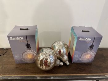 Lot de 4 grosses ampoules décoratives