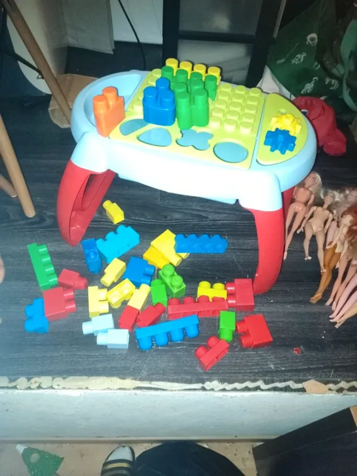 Table lego