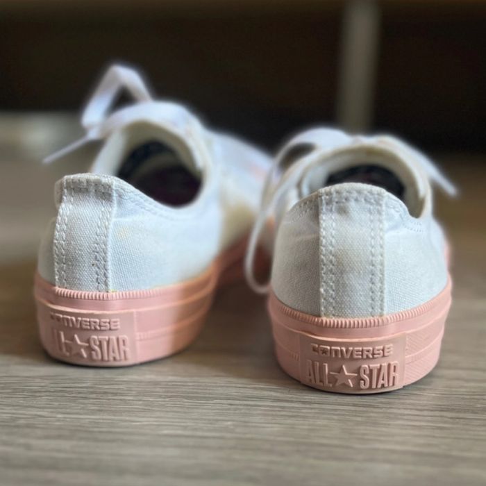Converse - photo numéro 3