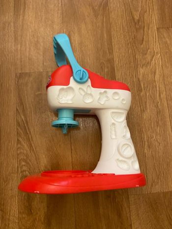 Robot pâtissier pour pâte à modeler - photo numéro 2