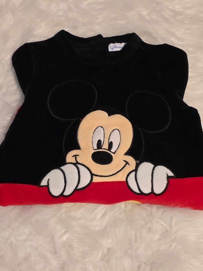 NEUF !!!! ( non porté) 🏷💙😍🤩sublime pyjama disneyland Paris 6 mois💙 - photo numéro 4