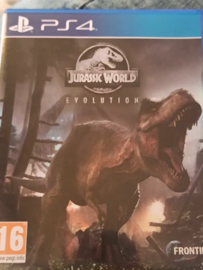 Jurassic world évolution ps4
