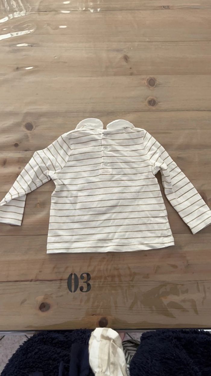 T shirt manche longue blanc et doré du pareil au même 6 mois - photo numéro 3