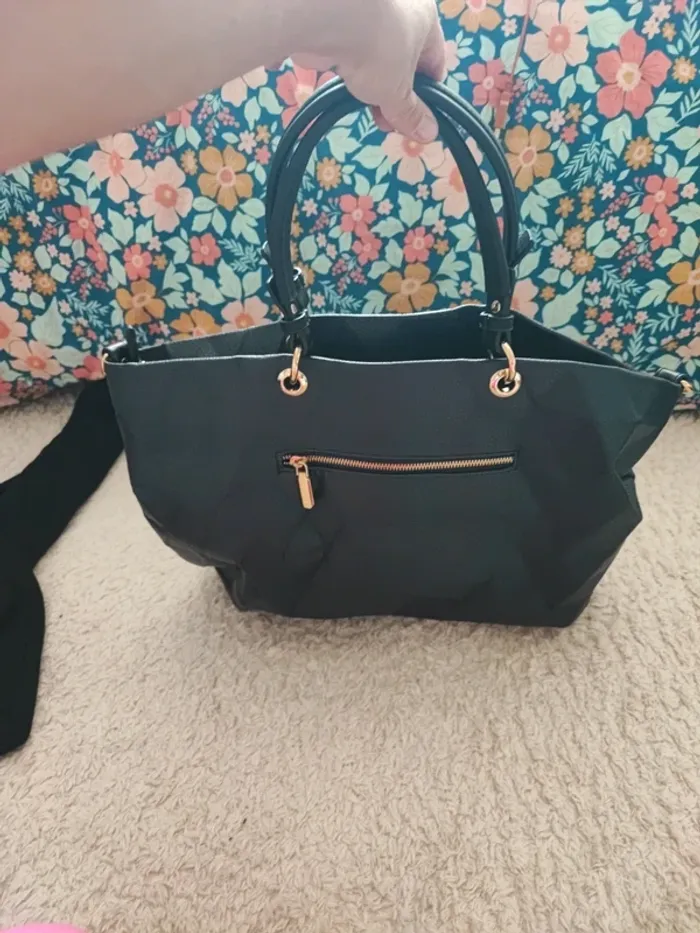 Sac parfois parfait état - photo numéro 2