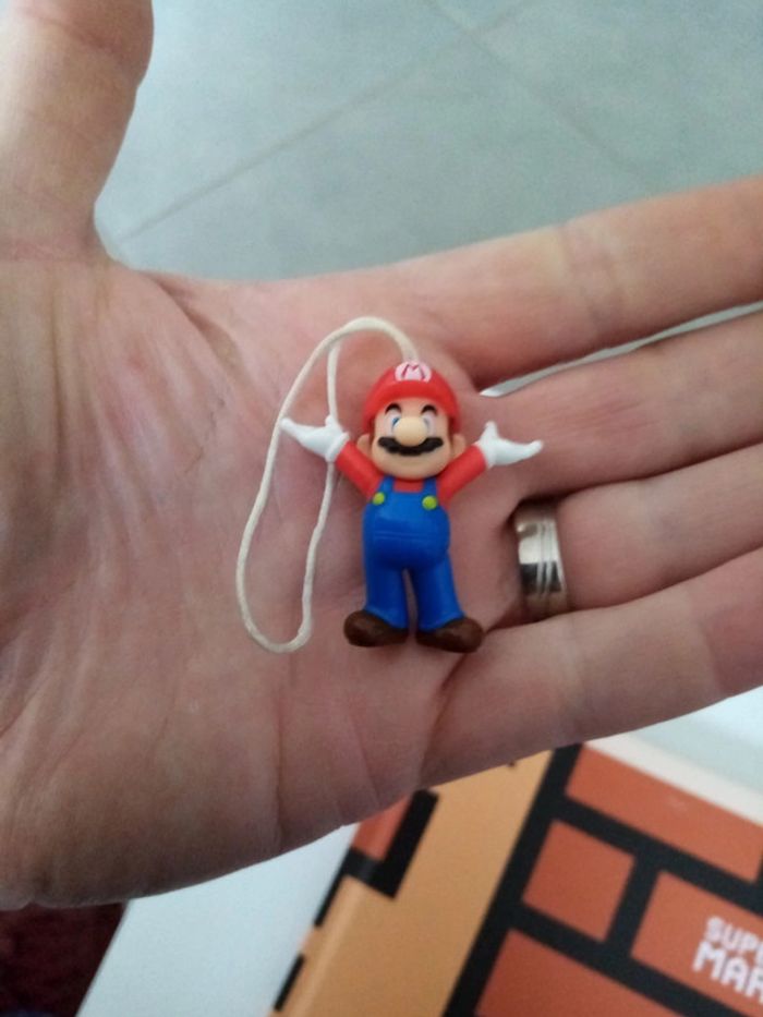 Lot goodies Nintendo - photo numéro 2