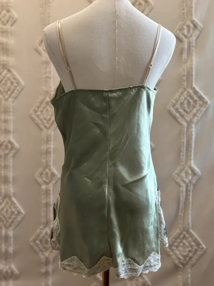 Nuisette satin vert amande avec dentelle – Dolled Up by Fanc, taille L - photo numéro 3