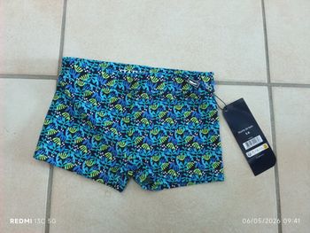 Short de bain statut beach taille 5 ans