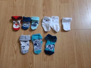 Lot 9 chaussettes garçons bébé 15-17 15-18