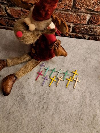 Lot de croix multicolore