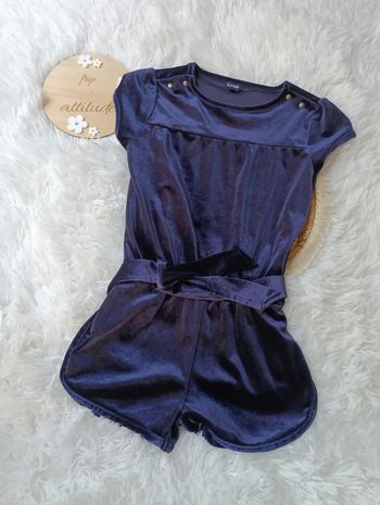 Combishort fille comme neuve 5 ans