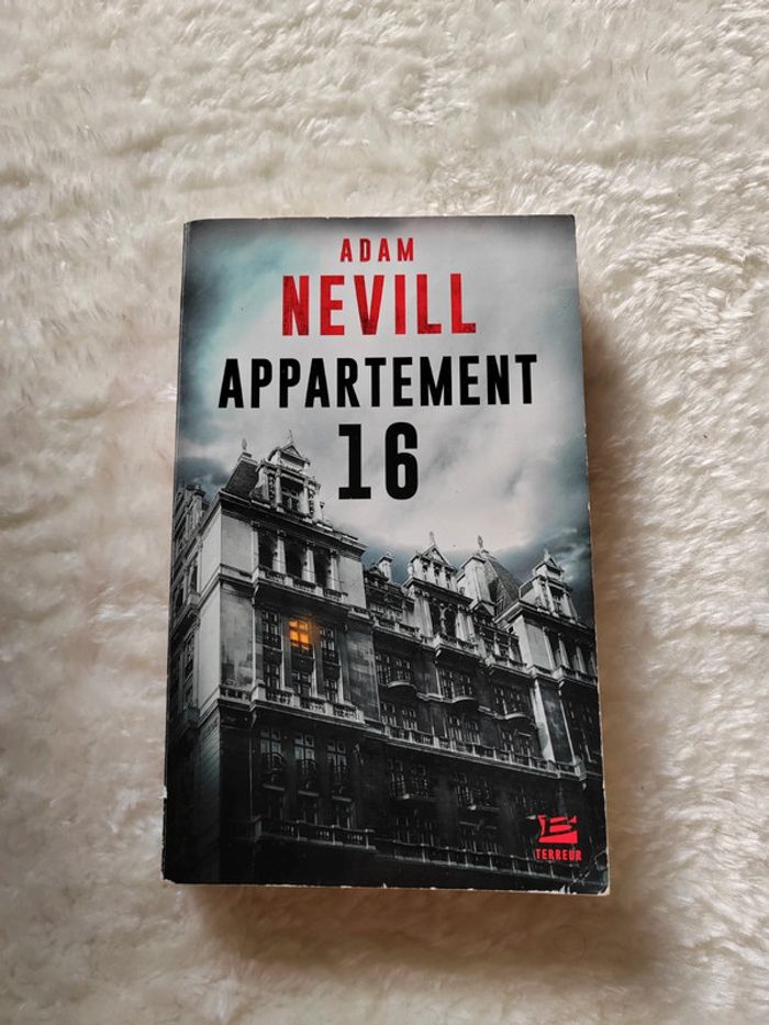 Livre: Appartement 16