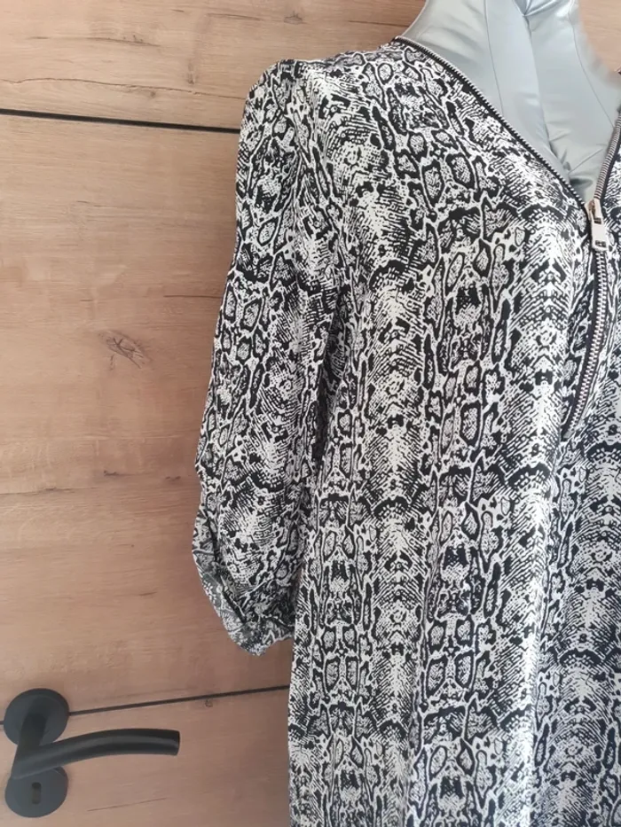 Robe légère manche qui se replie - photo numéro 2