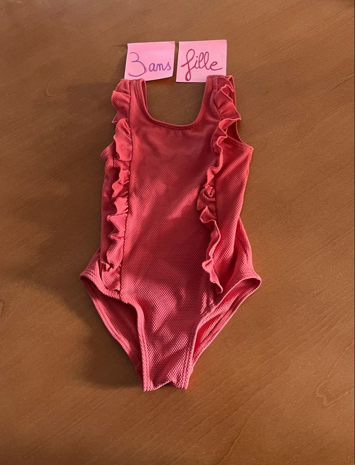 Maillot de bain - photo numéro 1