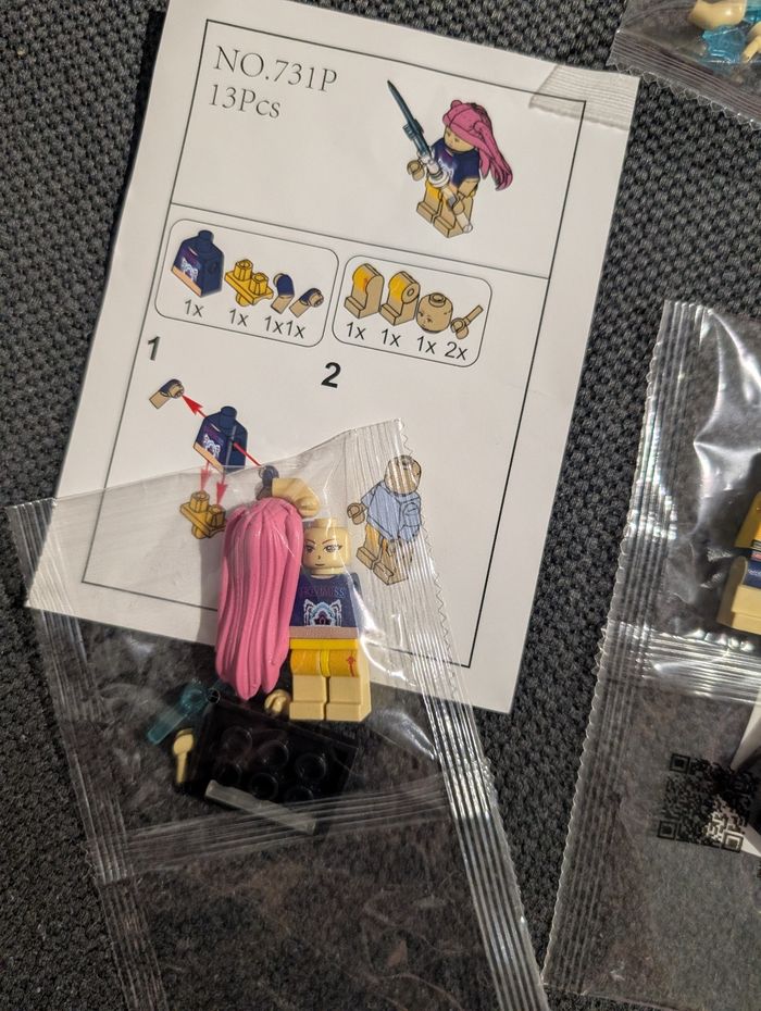 Lot figurines a construire Kpop demon hunter neuves - photo numéro 3