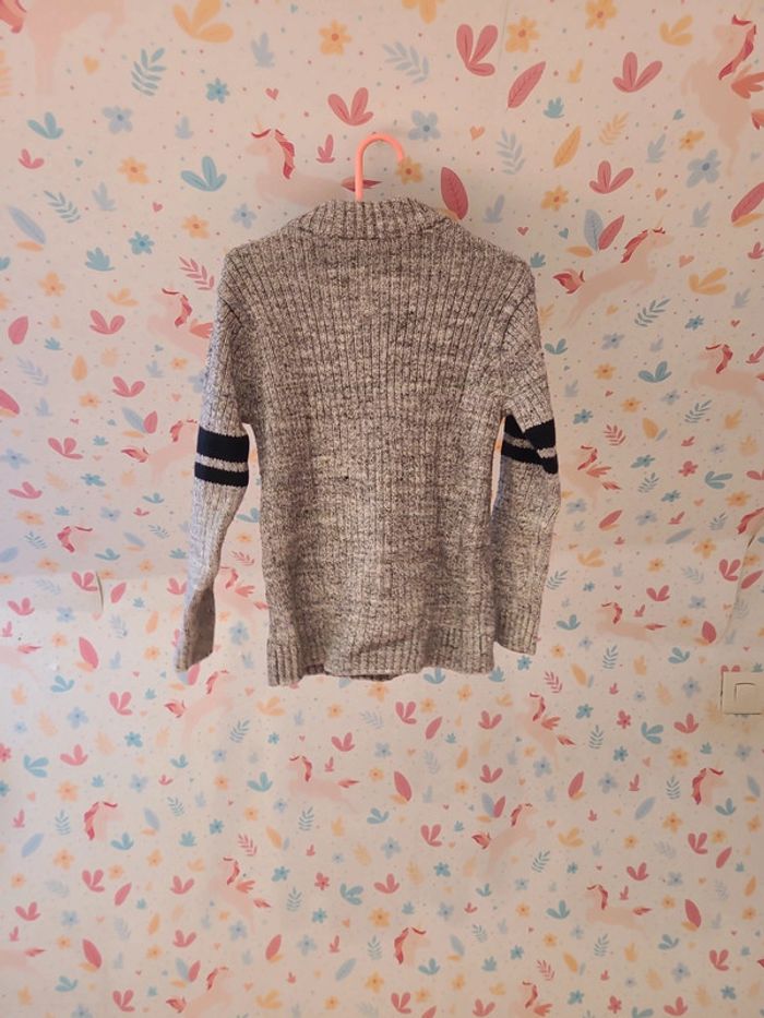 Pull gris - photo numéro 2