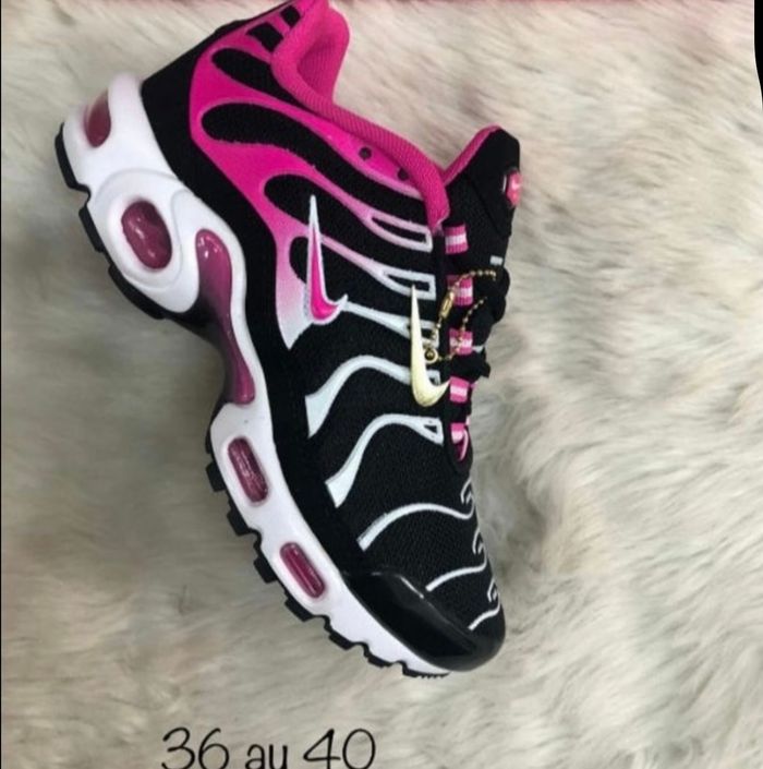 Nike tn noir rose blanc 38 - photo numéro 4