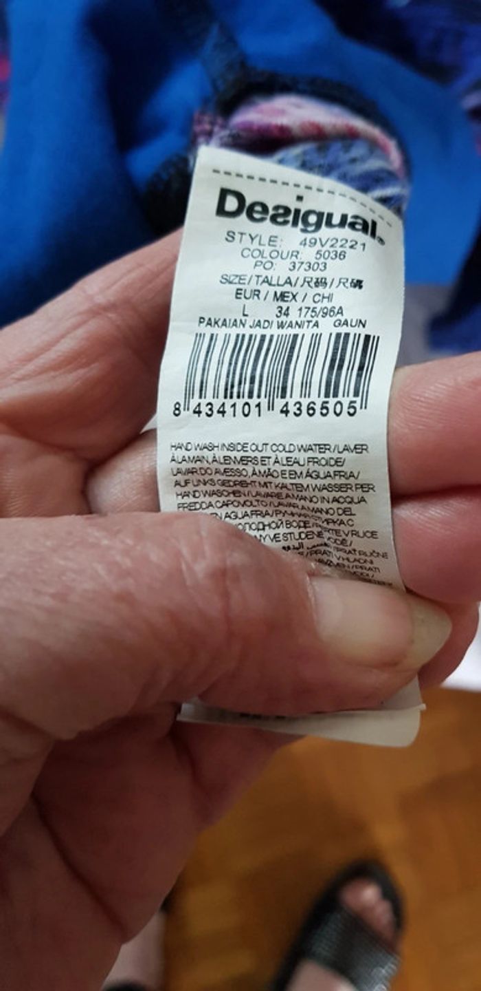 Jolie robe colorée - photo numéro 8