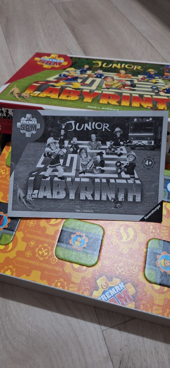 🧩 Jeu de société Junior Labyrinthe – Sam le Pompier (Ravensburger) – 4 ans+ - photo numéro 2