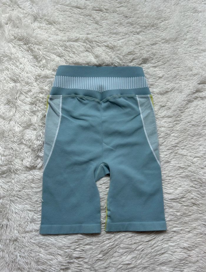 Short Stronger - photo numéro 2