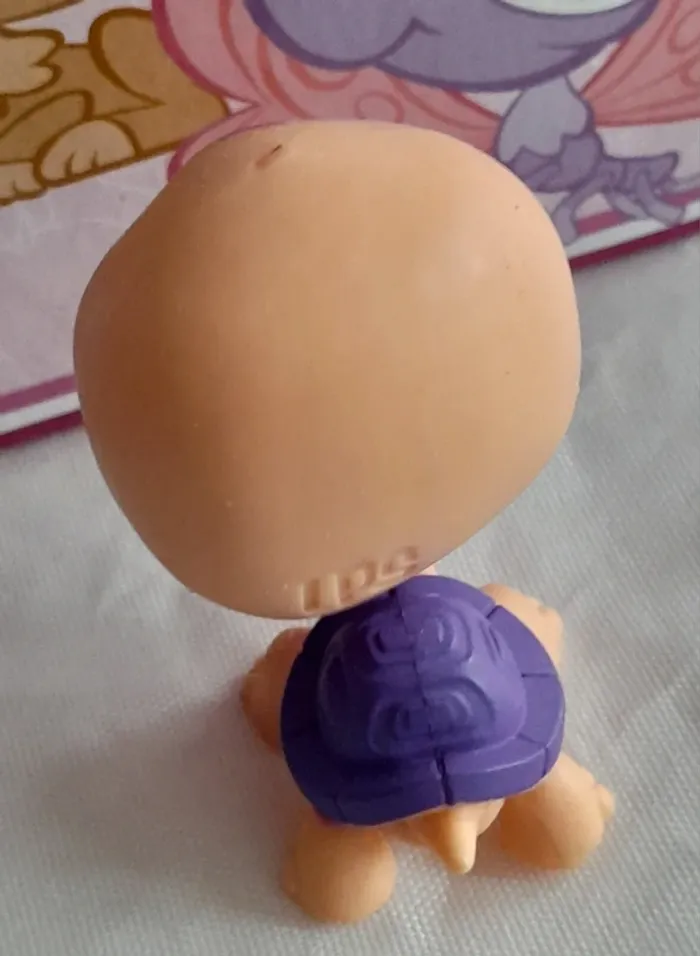Figurine Littlest Pet Shop Tortue rose et violette - photo numéro 2