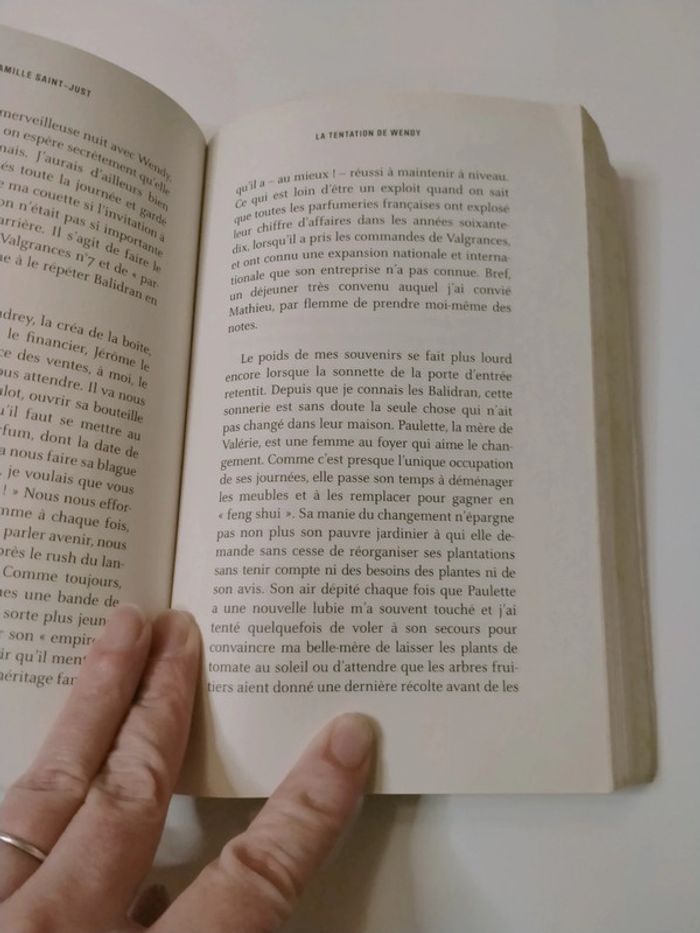 Livre la tentation de Wendy (plus belle la vie) - photo numéro 3