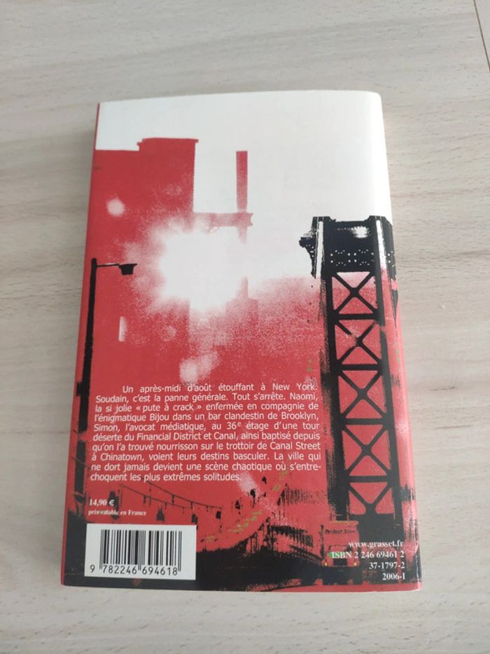 Livre Noir dehors Tong Cuong - photo numéro 2