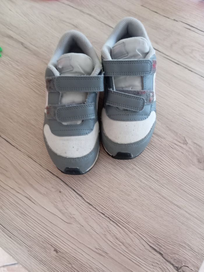 Tennis Nike 27