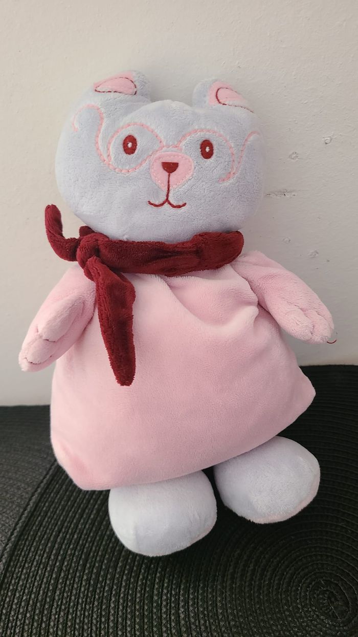 PELUCHE CHAT NOUNOURS ROSE ECHARPE BORDEAUX LUNETTES - photo numéro 4