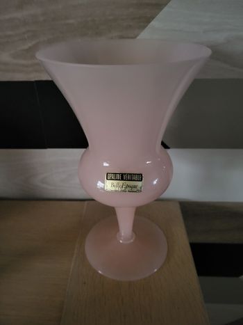 Vase opaline rose