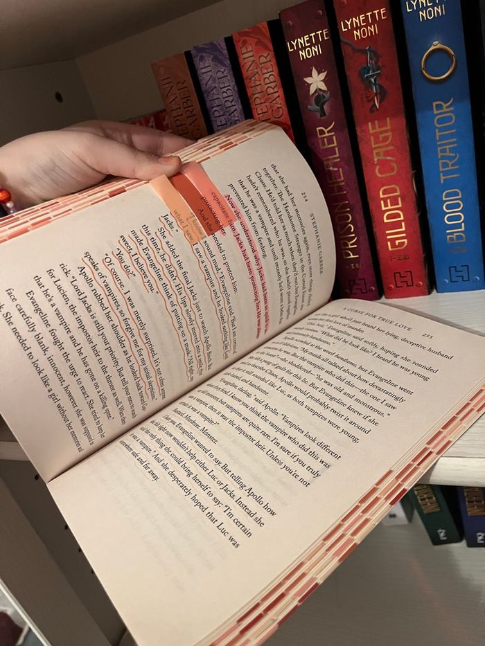 A Curse for True Love - Stephanie Garber (ENG/VO) - photo numéro 6