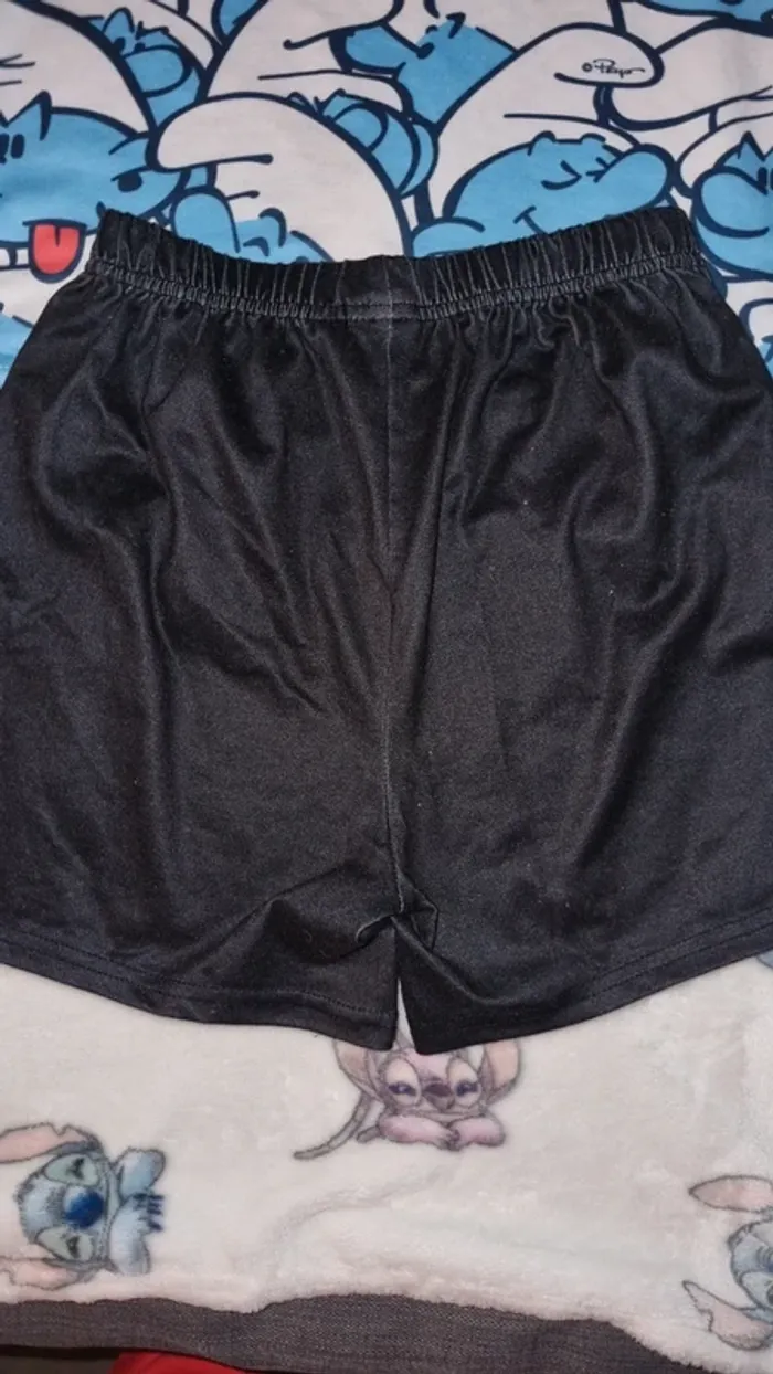 Pyjama short 6 ans en très bon état - photo numéro 10