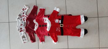 Lot de 4 pyjamas de Noël
