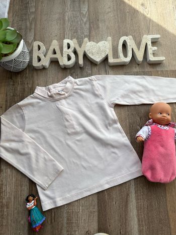 - Haut ML        - 23 mois  - bon état