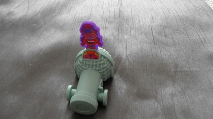 Figurine roulante Burger King les Trolls