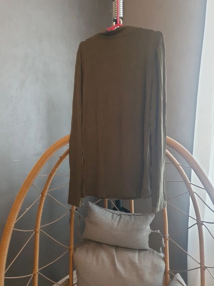 Haut camaieu  kaki - photo numéro 2