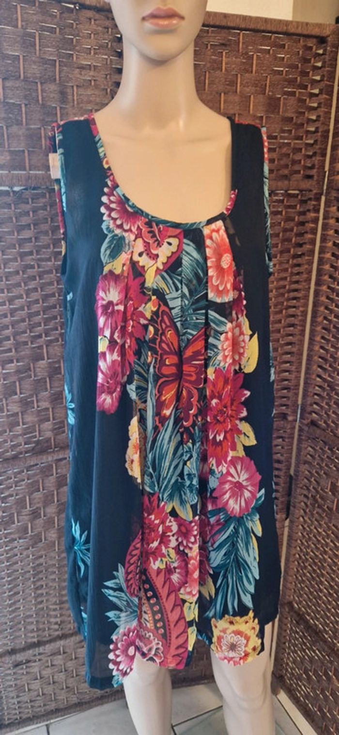Robe courte / tunique longue taille XL motif fleur