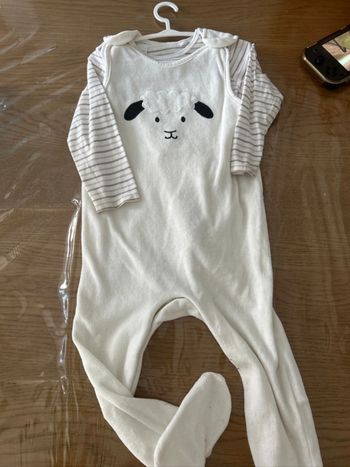 Pyjama salopette et body mouton
