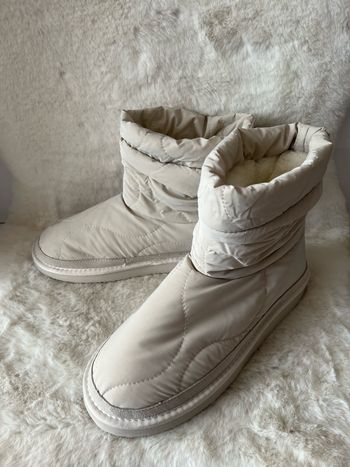 Bottines crèmes intérieur fourré 40