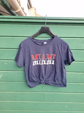 Crop top bleu marine Miami 🔥