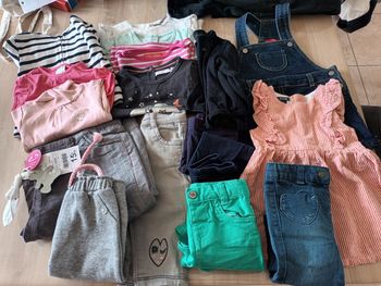 Lot de vêtements 6 mois fille