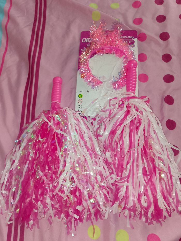 Pompom et serre tête petite fille - photo numéro 4