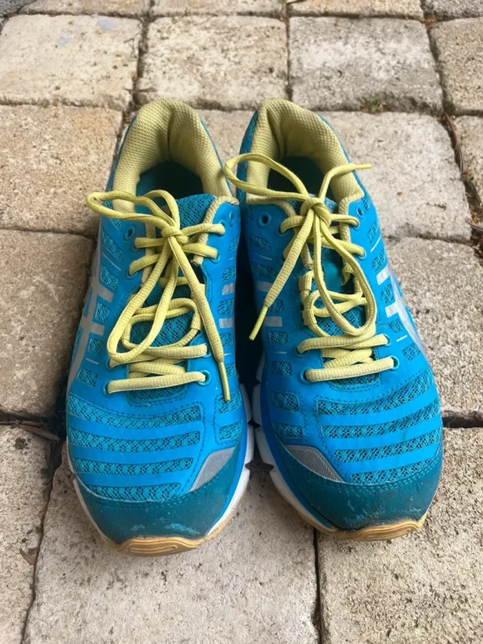 Basket asics femme bleue gel amortissant pointure 40,5 - photo numéro 2