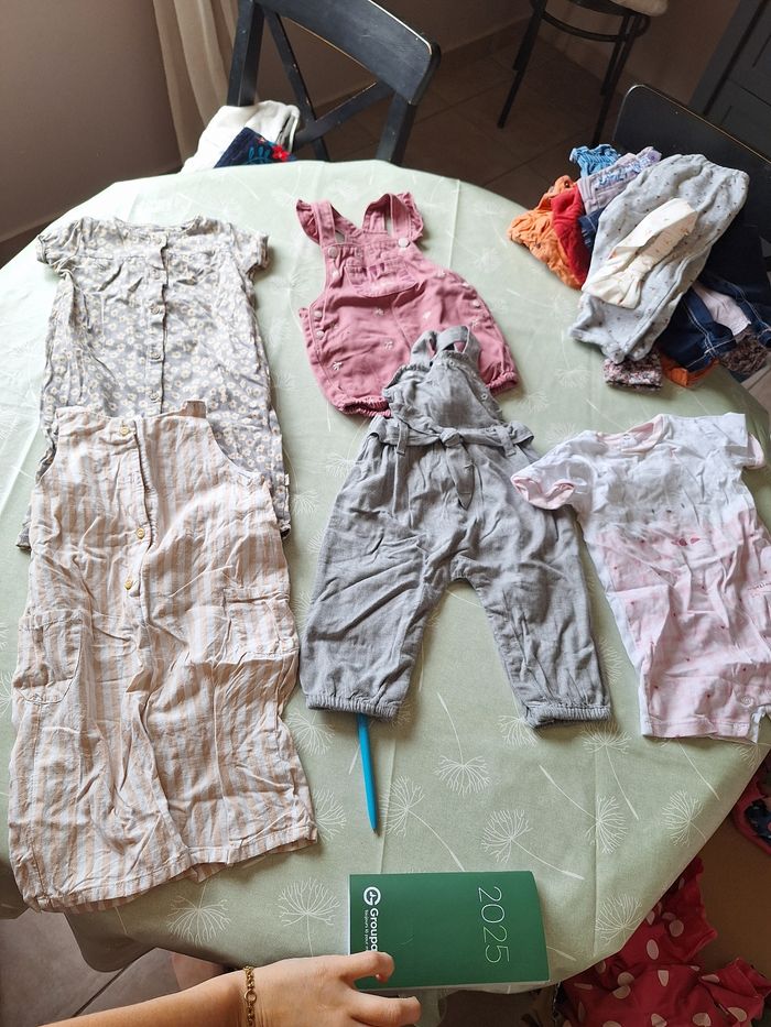 Lot vêtements  9 mois - photo numéro 5