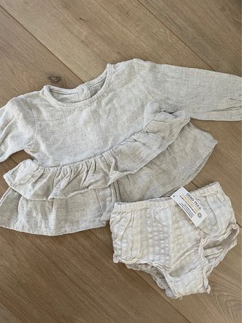 Ensemble lin coton 80 86 top volant + bloomer 12 mois