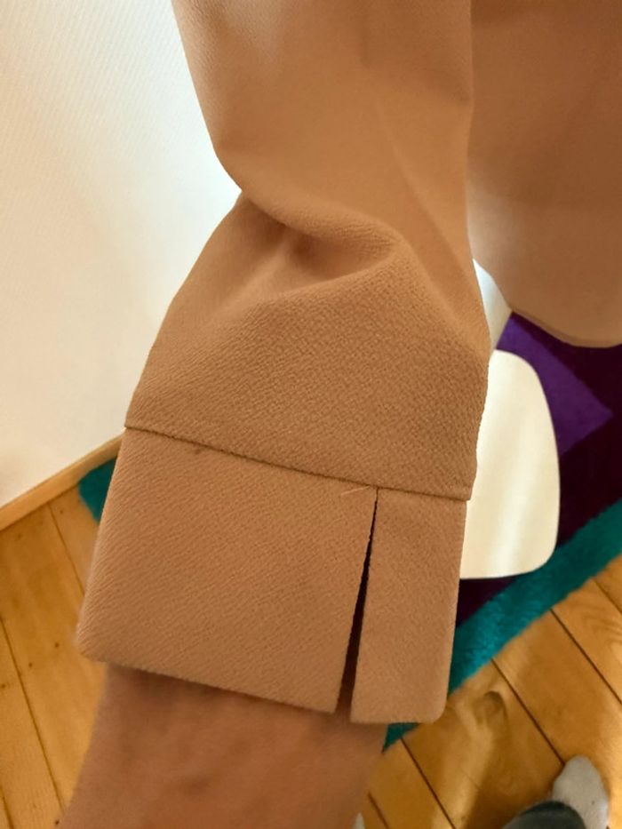 Blouse beige en très bon état taille L Molly bracken - photo numéro 4