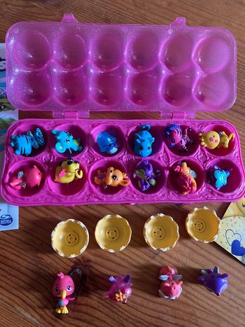 Boîte à œufs pailleté hatchimals