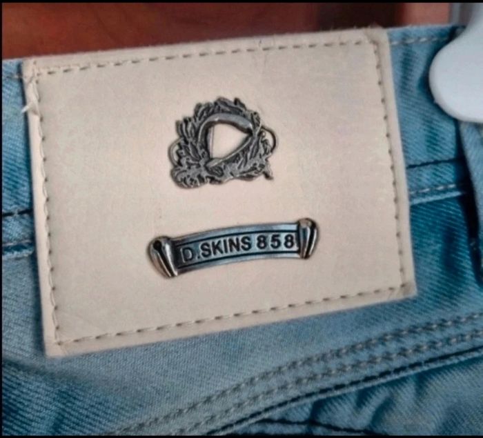 Jeans effet délavé - photo numéro 5